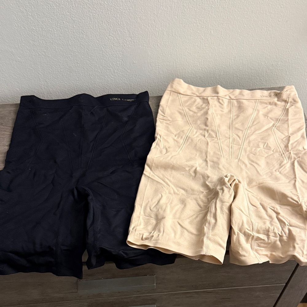 Vince Camuto Cream Ribbed Shorts